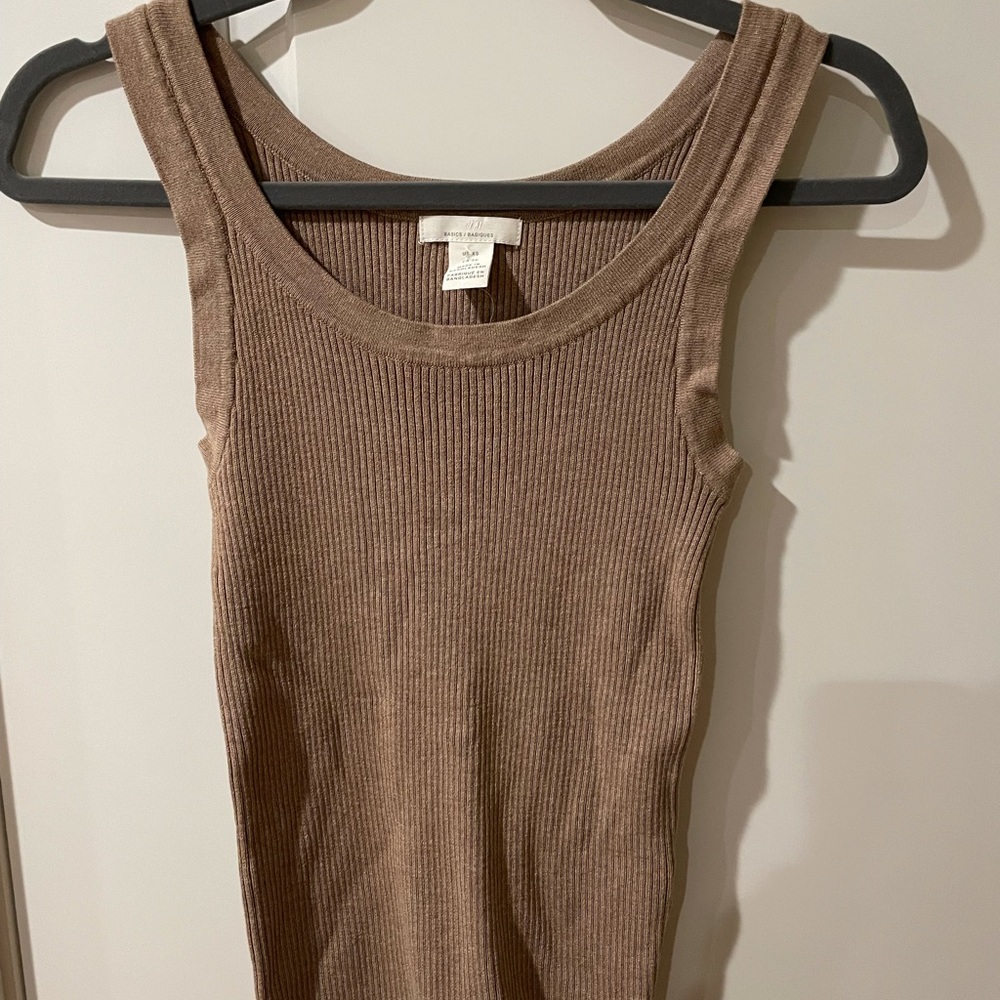 H&M Knit tank top - Picture 2 of 4